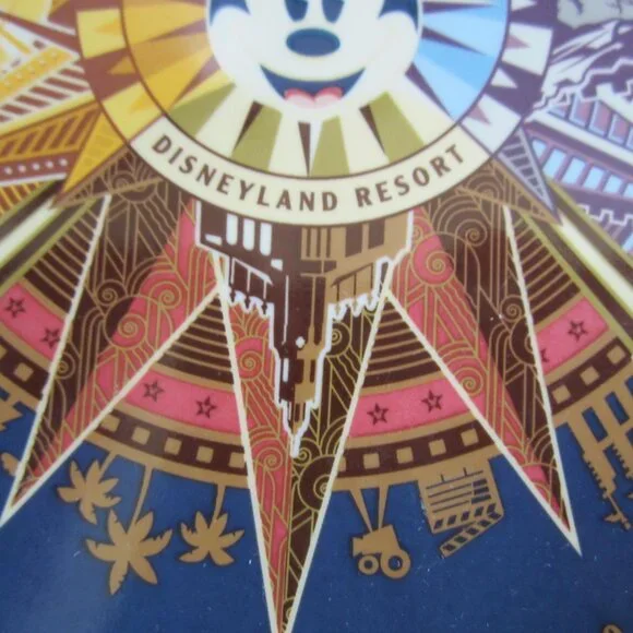 Disney Disneyland Resort Mickey Mouse Compass Discover the Magic Plates - Picture 5 of 6